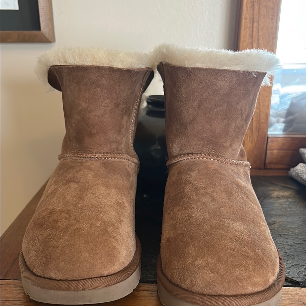 Cozy Brown Shearling Women's Boots
